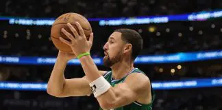 DALLAS, TEXAS - OCTOBER 27: Klay Thompson #31 of the Dallas Mavericks takes a shot during a game against the Oklahoma City Thunder at American Airlines Center on October 27, 2025 in Dallas, Texas. NOTE TO USER: User expressly acknowledges and agrees that, by downloading and or using this photograph, User is consenting to the terms and conditions of the Getty Images License Agreement. (Photo by Stacy Revere/Getty Images)
