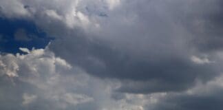 SAO PAULO, BRAZIL - NOVEMBER 10: Sebastian Vettel of Germany driving the (5) Scuderia Ferrari SF70H on track during practice for the Formula One Grand Prix of Brazil at Autodromo Jose Carlos Pace on November 10, 2017 in Sao Paulo, Brazil.  (Photo by Clive Mason/Getty Images)